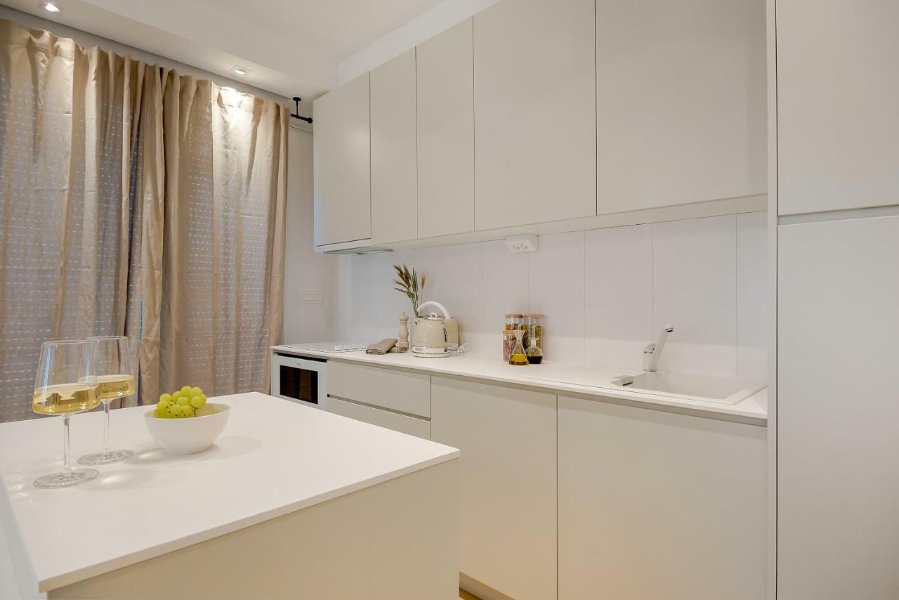 The Pleasurist - Apartment With Private Heated Pool And Terrace 斯普利特 外观 照片