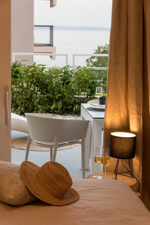 The Pleasurist - Apartment With Private Heated Pool And Terrace 斯普利特 外观 照片